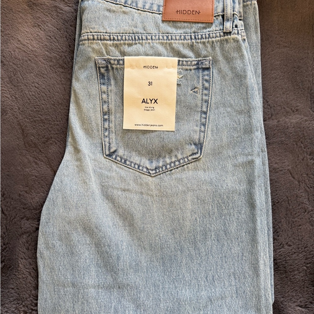 Alyx Women's Straight Jeans in Light Blue